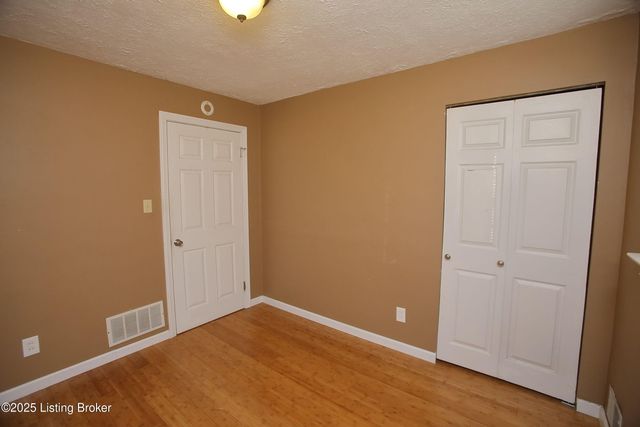 1105 Clay Ave, Louisville, KY 40219