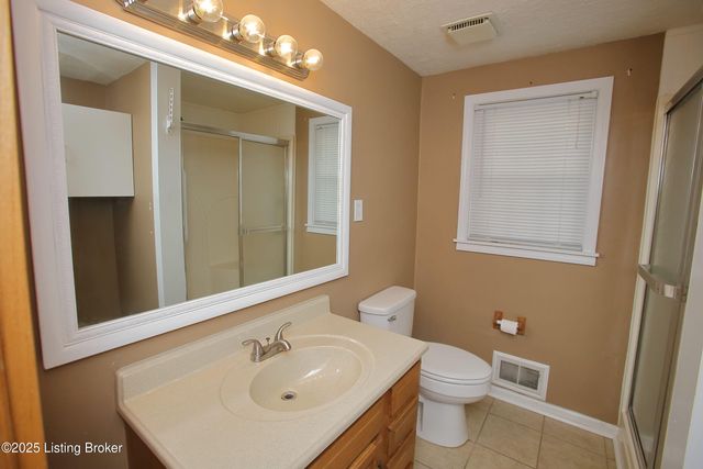 1105 Clay Ave, Louisville, KY 40219