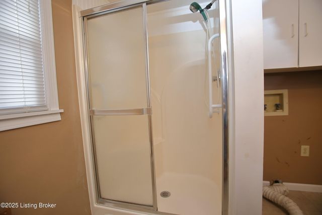 1105 Clay Ave, Louisville, KY 40219