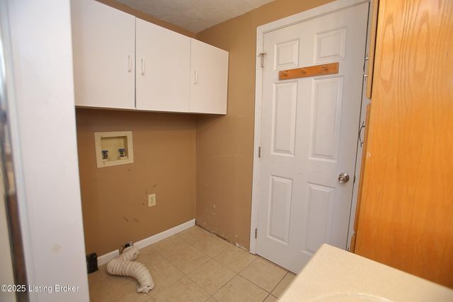 1105 Clay Ave, Louisville, KY 40219