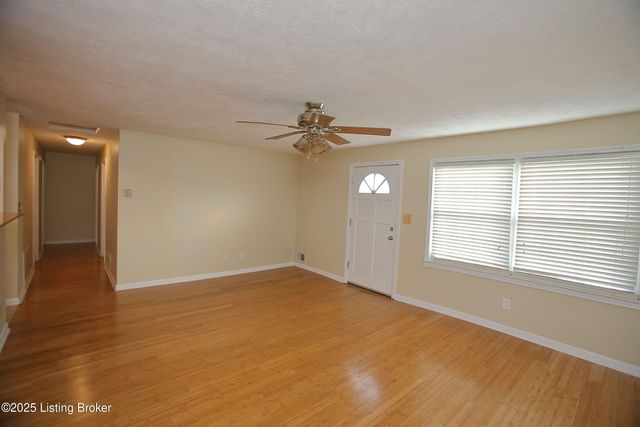 1105 Clay Ave, Louisville, KY 40219