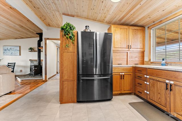 10653 Valley Hi Road, Middleton, ID 83644