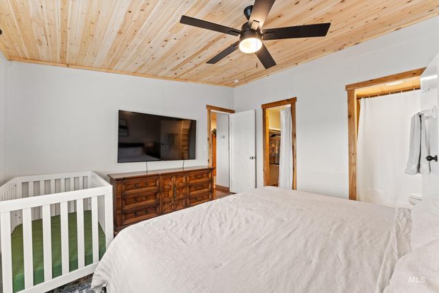 10653 Valley Hi Road, Middleton, ID 83644