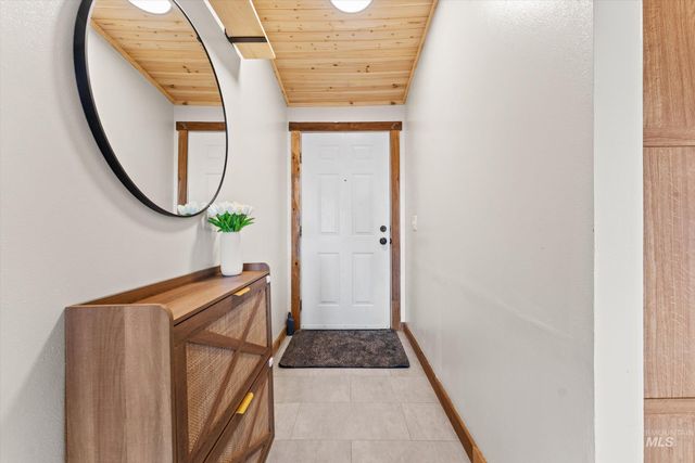 10653 Valley Hi Road, Middleton, ID 83644