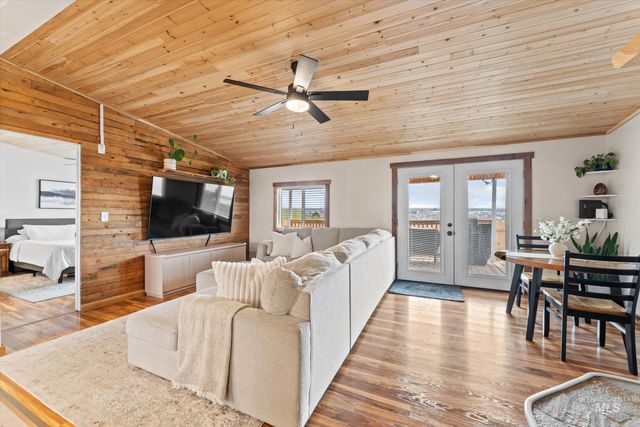 10653 Valley Hi Road, Middleton, ID 83644