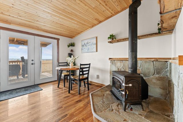 10653 Valley Hi Road, Middleton, ID 83644