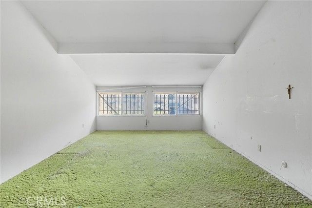 933 Acosta 35, Salinas, CA 93905