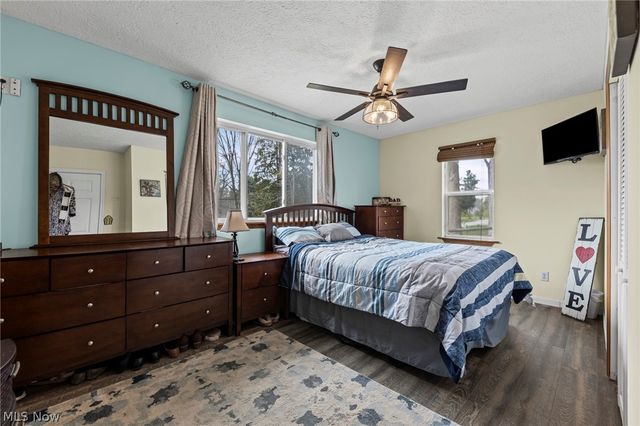 565 Perry Road, Tallmadge, OH 44278