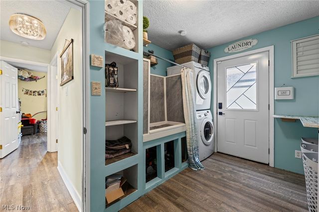 565 Perry Road, Tallmadge, OH 44278
