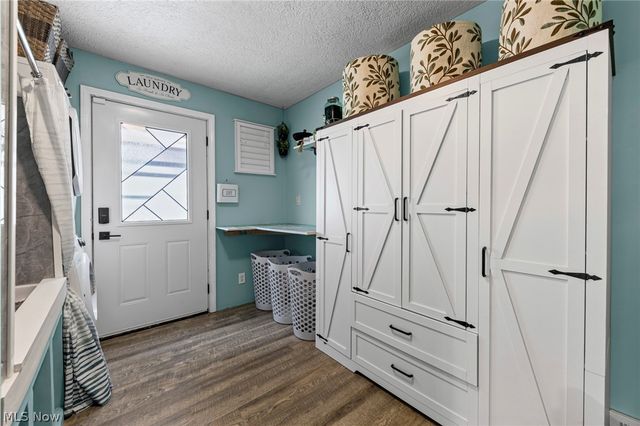 565 Perry Road, Tallmadge, OH 44278