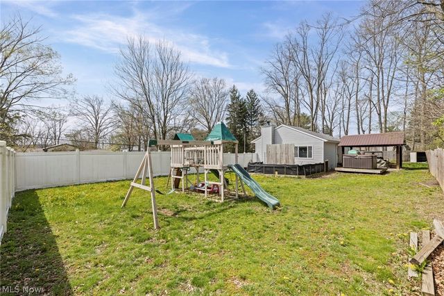 565 Perry Road, Tallmadge, OH 44278