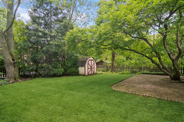 639 Melody Lane, Highland Park, IL 60035