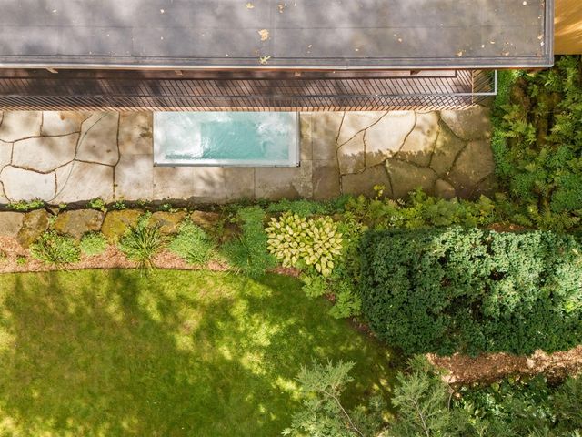 1030 Spruce Drive, Ann Arbor, MI 48104