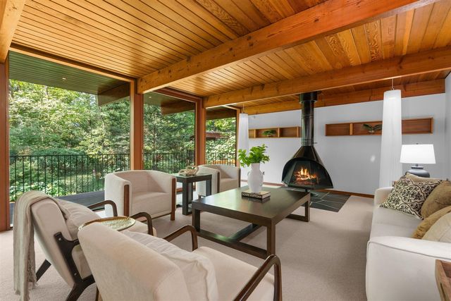 1030 Spruce Drive, Ann Arbor, MI 48104