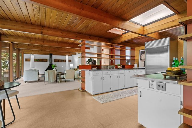 1030 Spruce Drive, Ann Arbor, MI 48104