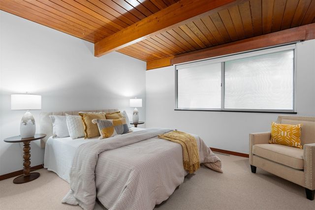 1030 Spruce Drive, Ann Arbor, MI 48104