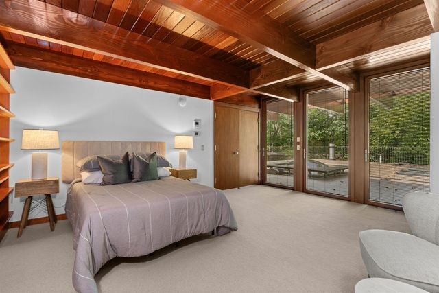 1030 Spruce Drive, Ann Arbor, MI 48104