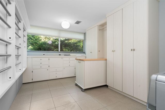 1030 Spruce Drive, Ann Arbor, MI 48104
