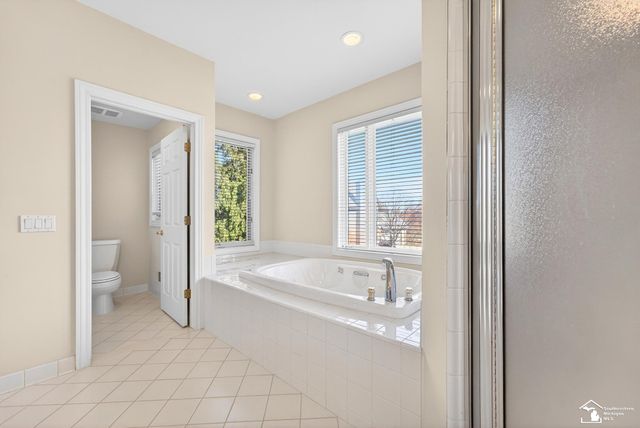 4592 Forestview Drive, West Bloomfield Twp, MI 48322