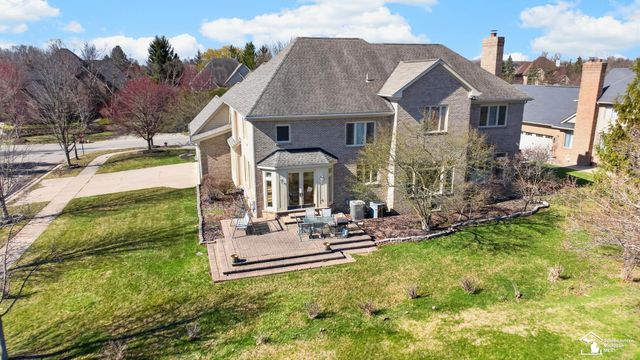 4592 Forestview Drive, West Bloomfield Twp, MI 48322