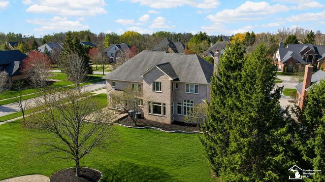 4592 Forestview Drive, West Bloomfield Twp, MI 48322