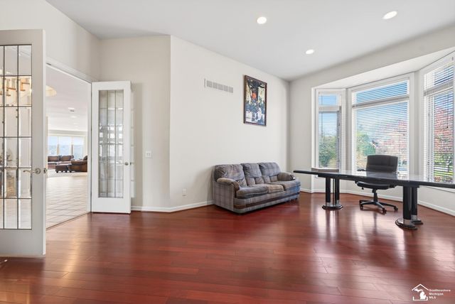 4592 Forestview Drive, West Bloomfield Twp, MI 48322