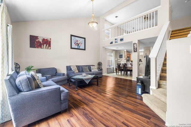 6522 Charles Fld, Leon Valley, TX 78238