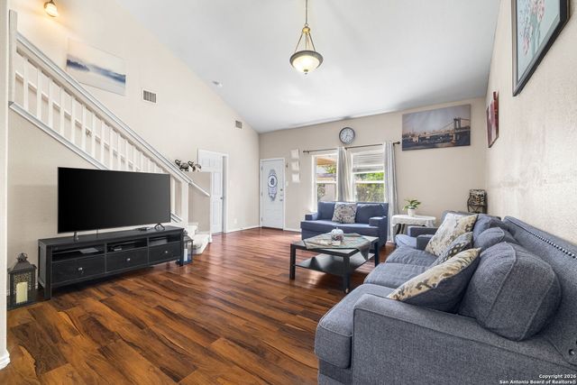 6522 Charles Fld, Leon Valley, TX 78238