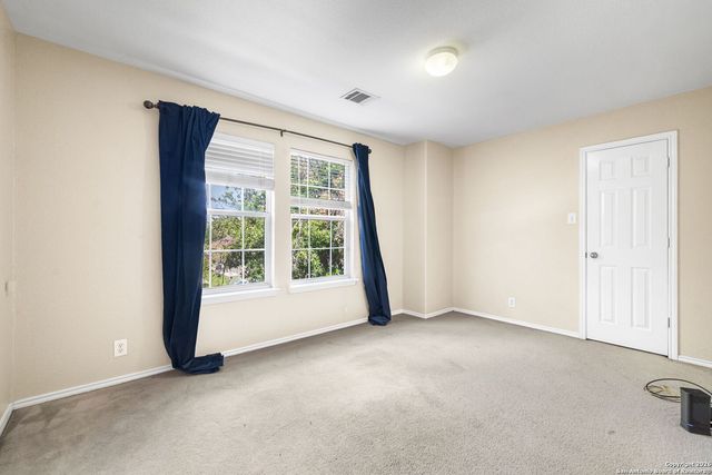 6522 Charles Fld, Leon Valley, TX 78238