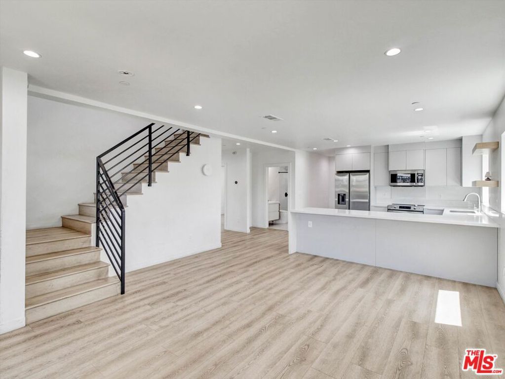 772 N Eastman Avenue, Los Angeles, CA 90063 — photo 2