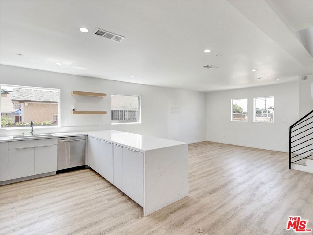 772 N Eastman Avenue, Los Angeles, CA 90063 — photo 3