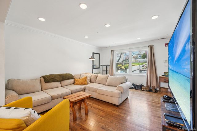 162 Harding Avenue, White Plains, NY 10606