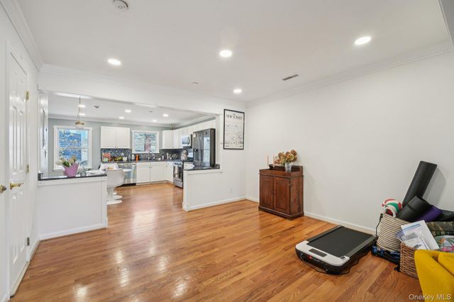 162 Harding Avenue, White Plains, NY 10606
