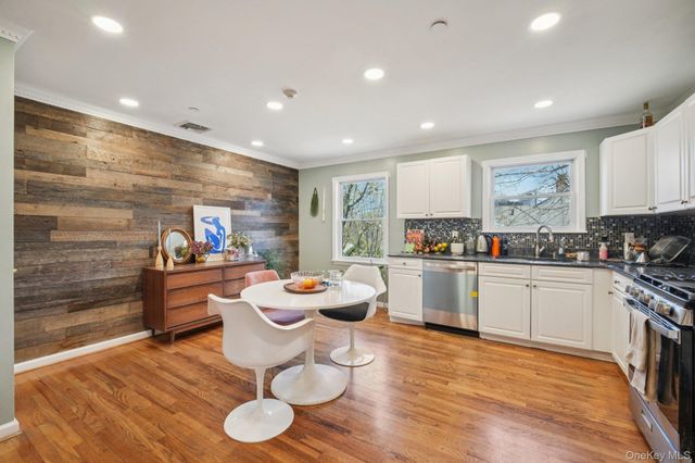 162 Harding Avenue, White Plains, NY 10606