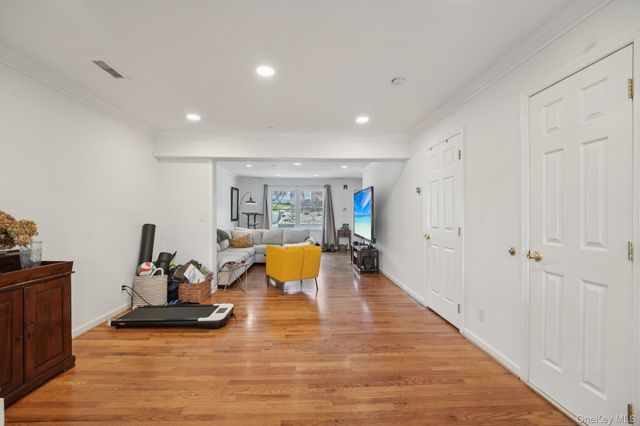 162 Harding Avenue, White Plains, NY 10606