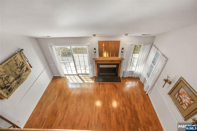 35 Quail 35, Old Tappan, NJ 07675
