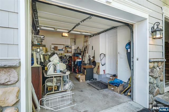 35 Quail 35, Old Tappan, NJ 07675