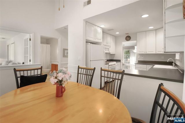 35 Quail 35, Old Tappan, NJ 07675