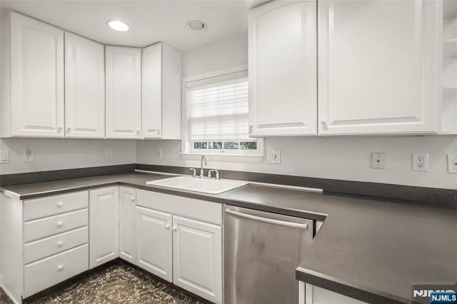 35 Quail 35, Old Tappan, NJ 07675