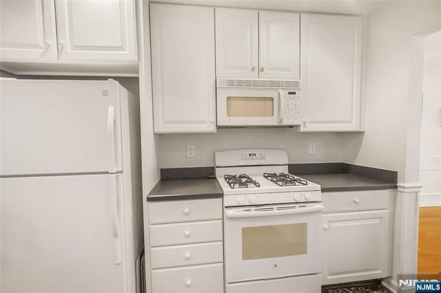 35 Quail 35, Old Tappan, NJ 07675