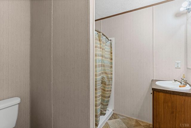 105 Whisperridge Court, Moneta, VA 24121