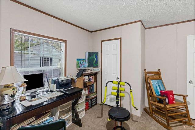 105 Whisperridge Court, Moneta, VA 24121