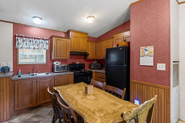 105 Whisperridge Court, Moneta, VA 24121