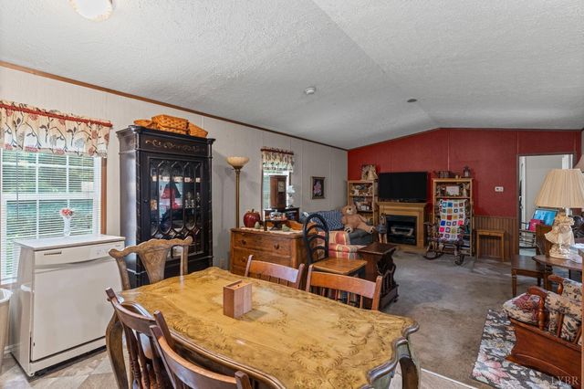 105 Whisperridge Court, Moneta, VA 24121