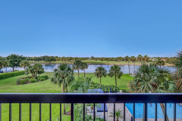 356 Golfview Road 403, North Palm Beach, FL 33408