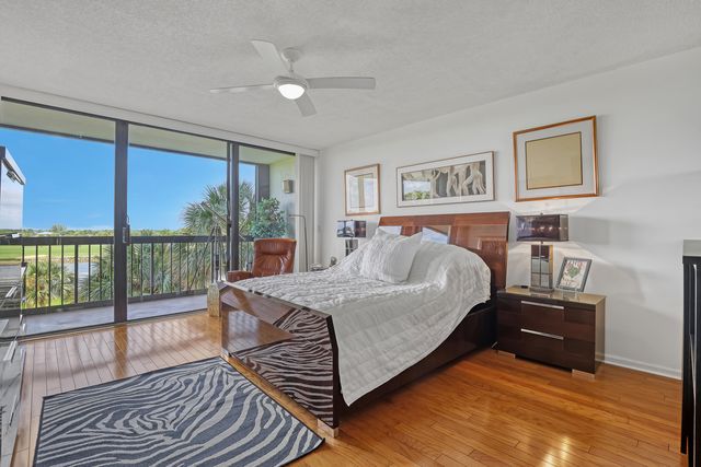 356 Golfview Road 403, North Palm Beach, FL 33408