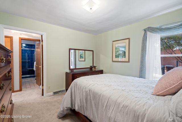 3108 Marlin Rd, Houston Acres, KY 40220