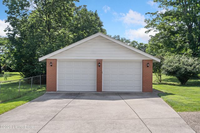 3108 Marlin Rd, Houston Acres, KY 40220