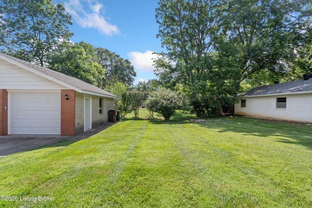 3108 Marlin Rd, Houston Acres, KY 40220