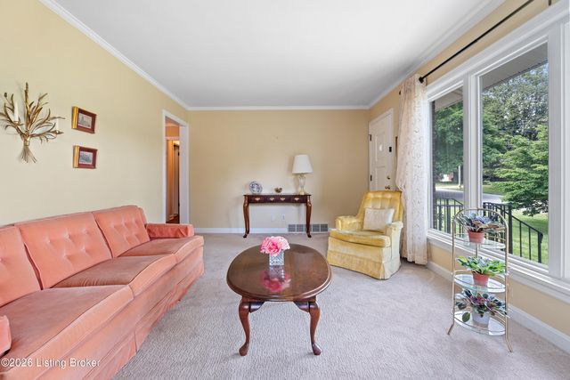 3108 Marlin Rd, Houston Acres, KY 40220